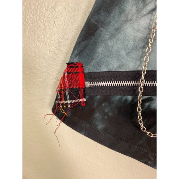 Soye Tie Dye Tank Top Size Medium Red Plaid Chain Accents Grunge Goth Punk Emo - Picture 13 of 16